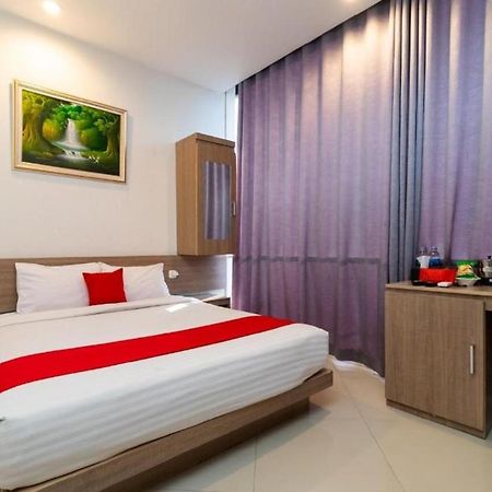 Hotel Domino Παλεμπάνγκ Εξωτερικό φωτογραφία