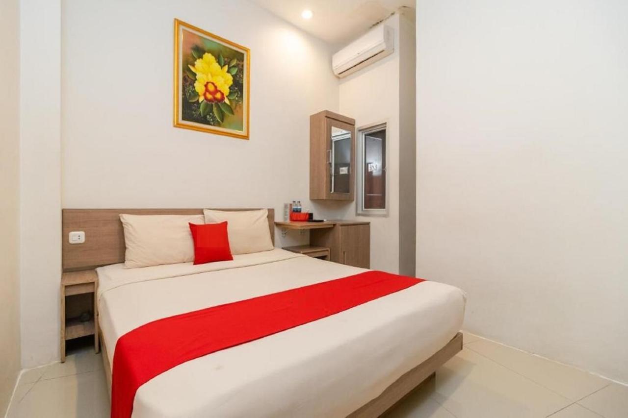 Hotel Domino Παλεμπάνγκ Εξωτερικό φωτογραφία