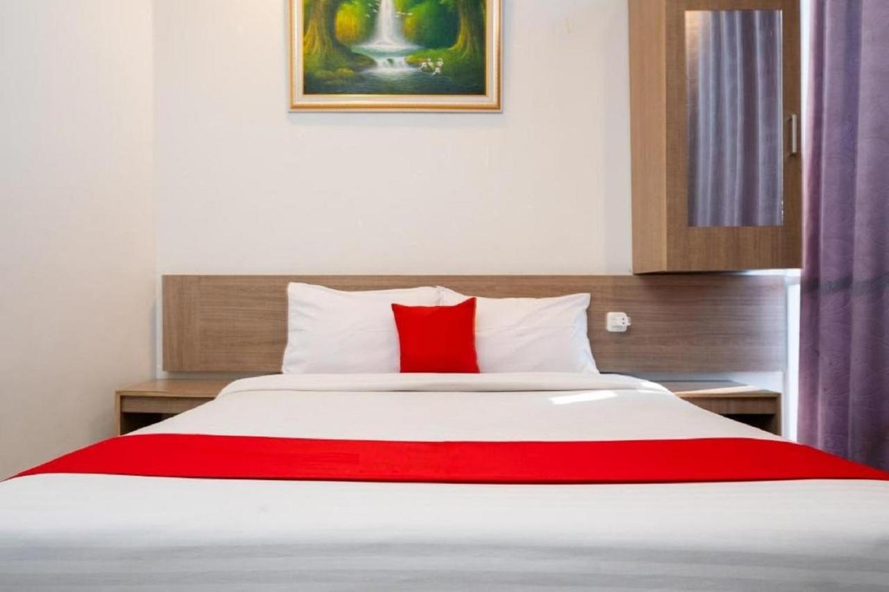 Hotel Domino Παλεμπάνγκ Εξωτερικό φωτογραφία