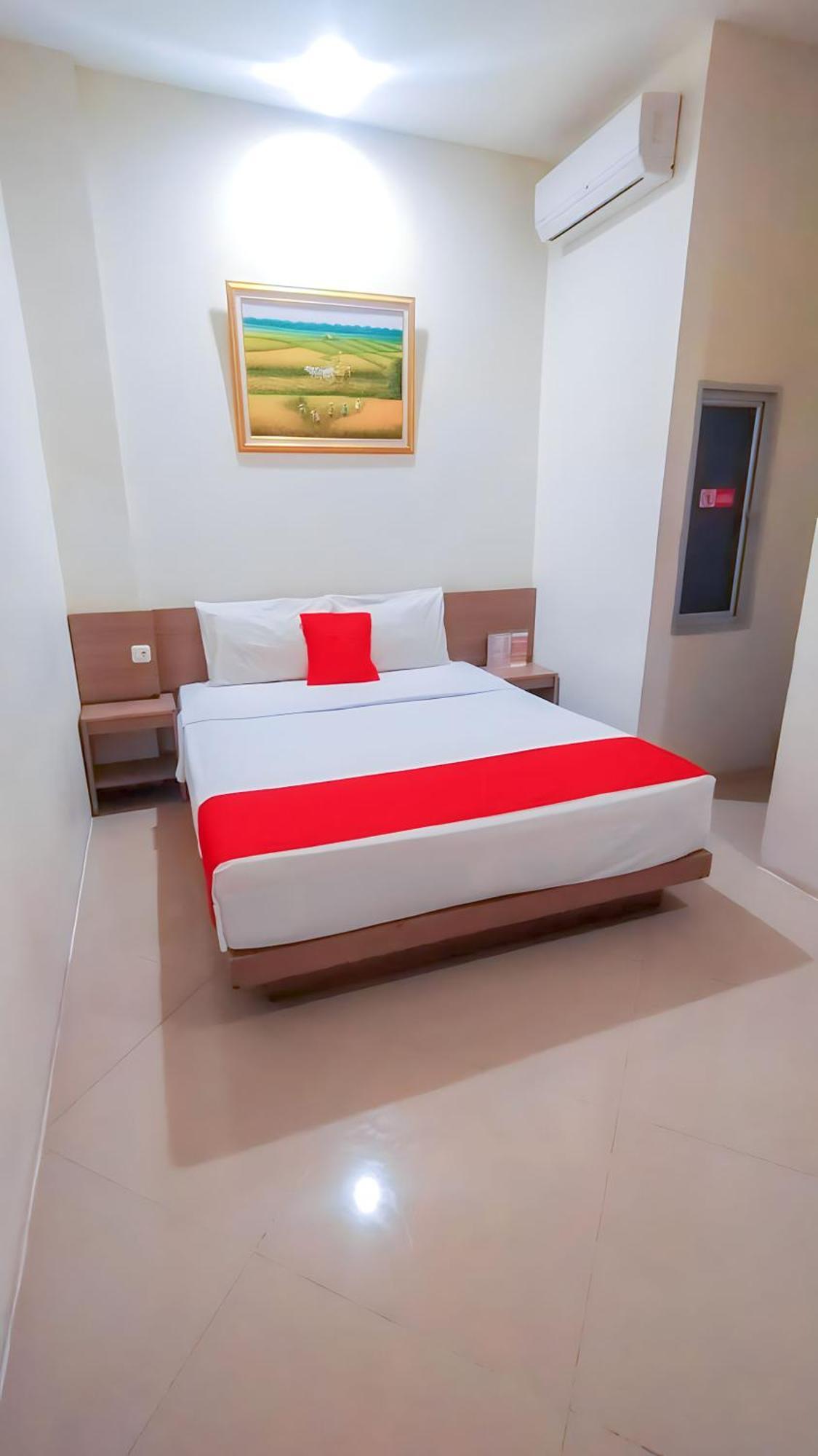 Hotel Domino Παλεμπάνγκ Εξωτερικό φωτογραφία