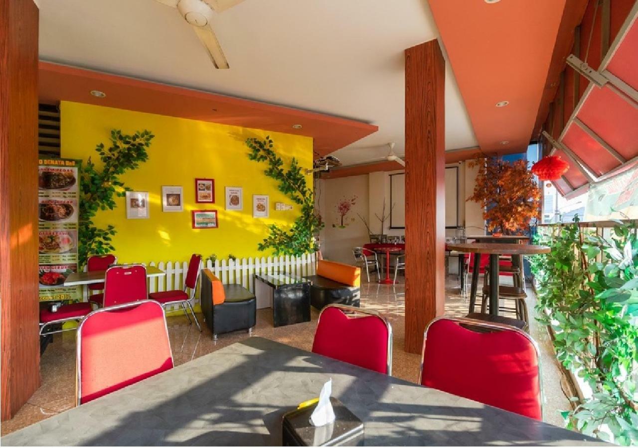 Hotel Domino Παλεμπάνγκ Εξωτερικό φωτογραφία