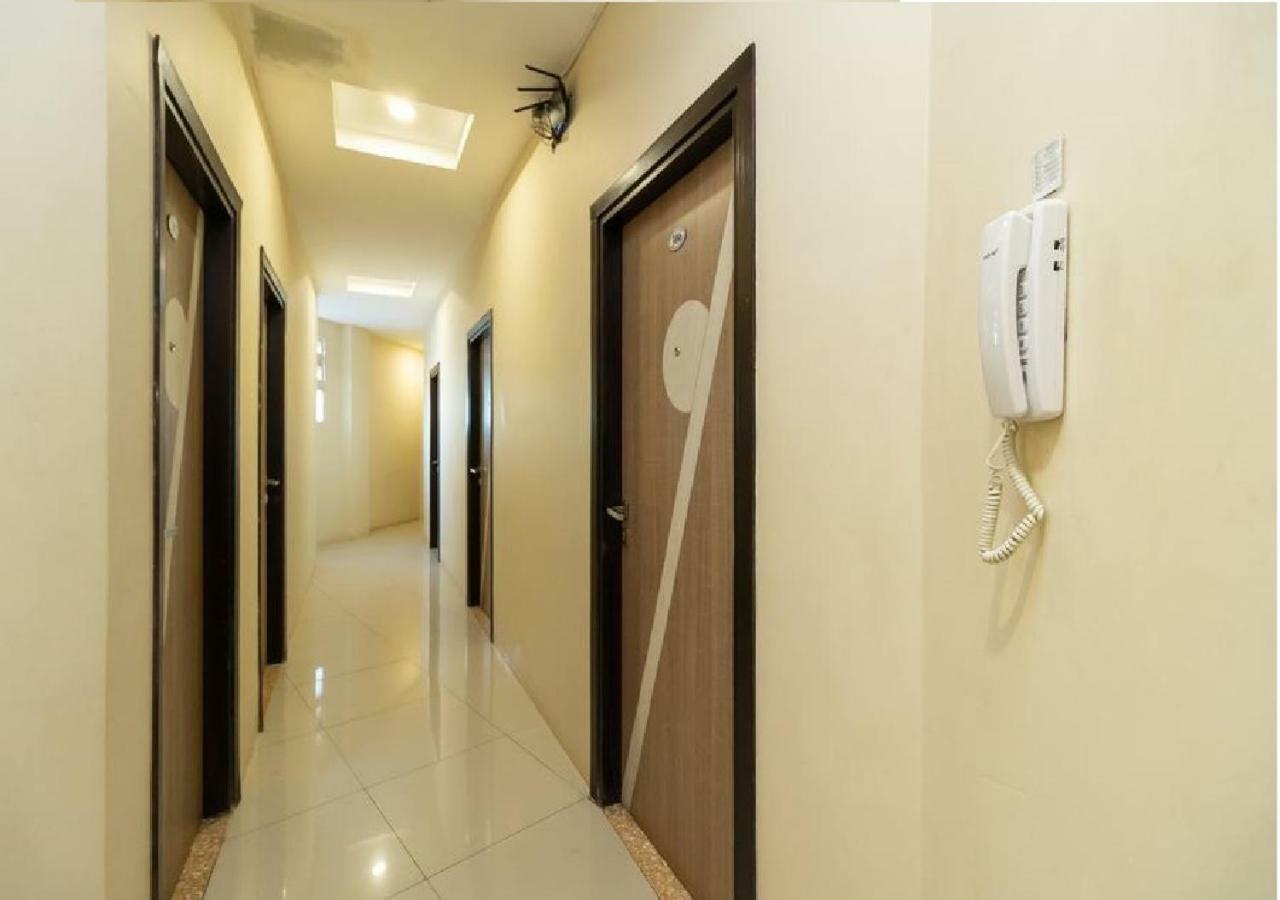 Hotel Domino Παλεμπάνγκ Εξωτερικό φωτογραφία